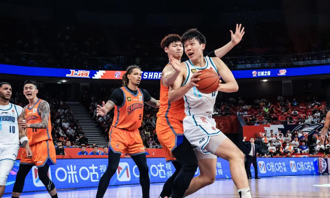 中欧体育app-NBA夏联-中国男篮负黄蜂杨瀚森12分7失误6犯