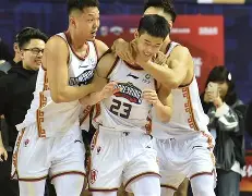 中欧体育官方下载-包含鏖战五局，金鹰特攻终于血洗全场，评论席掌声连连的词条