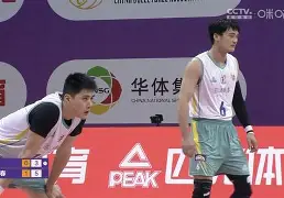 包含鏖战五局，金鹰特攻终于血洗全场，评论席掌声连连的词条